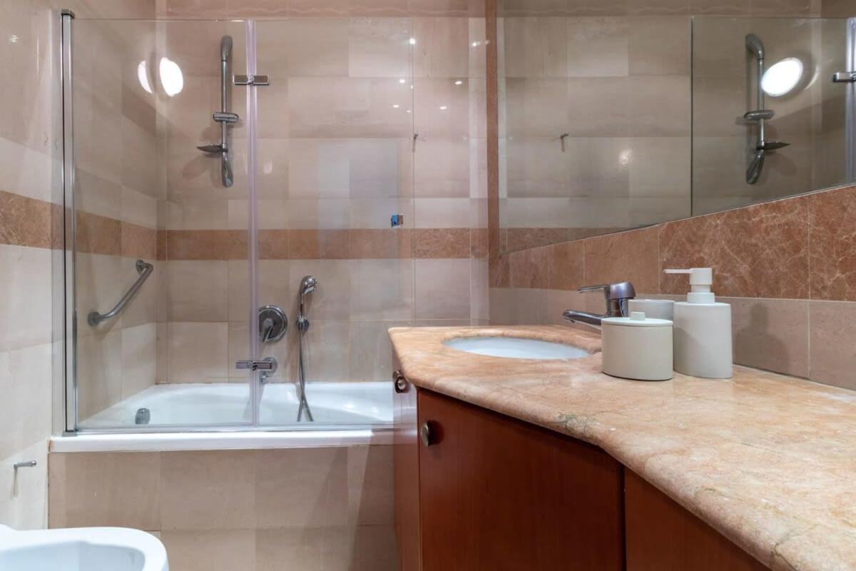 Cosy Studio In Mamilla, Free Parking Up To 5 Ppl Villa Jeruzalem Buitenkant foto