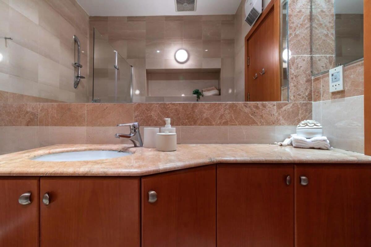 Cosy Studio In Mamilla, Free Parking Up To 5 Ppl Villa Jeruzalem Buitenkant foto
