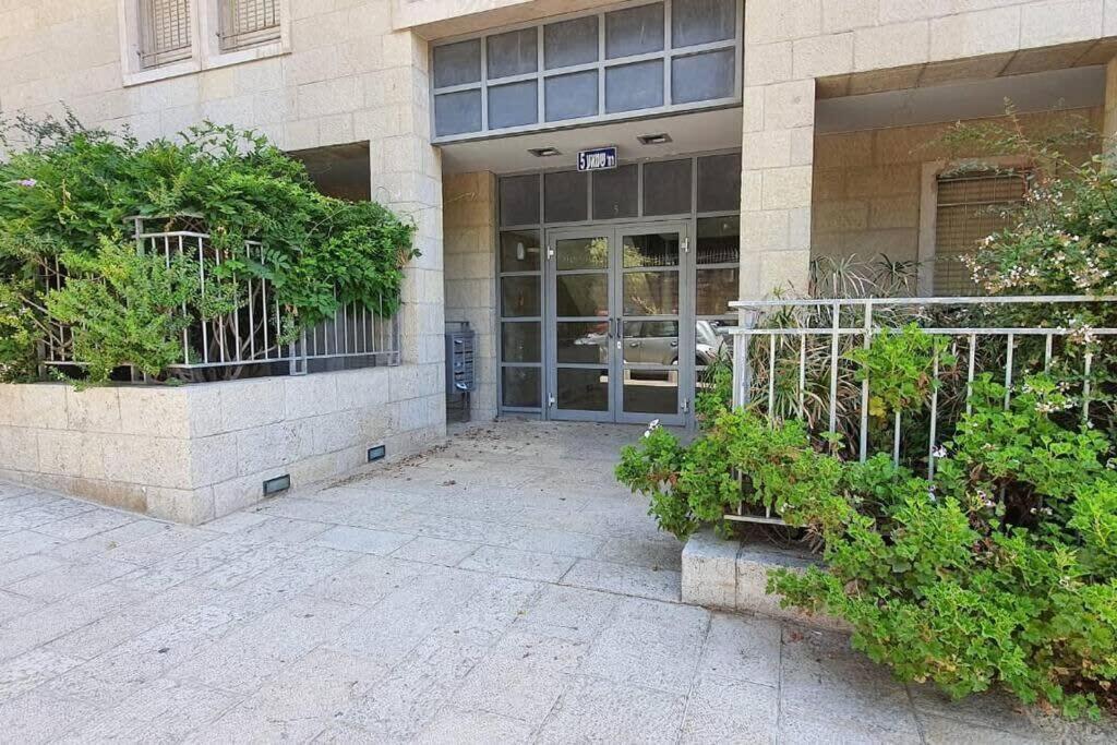 Cosy Studio In Mamilla, Free Parking Up To 5 Ppl Villa Jeruzalem Buitenkant foto