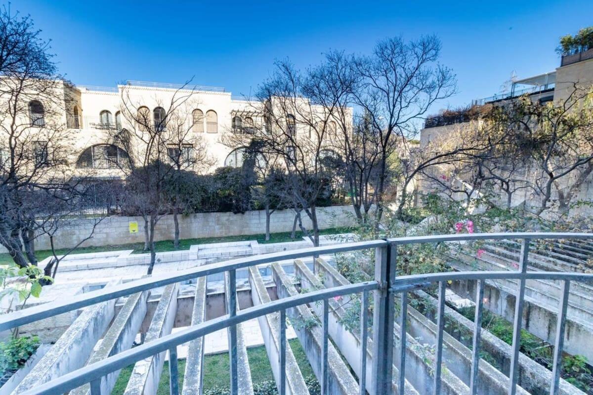 Cosy Studio In Mamilla, Free Parking Up To 5 Ppl Villa Jeruzalem Buitenkant foto